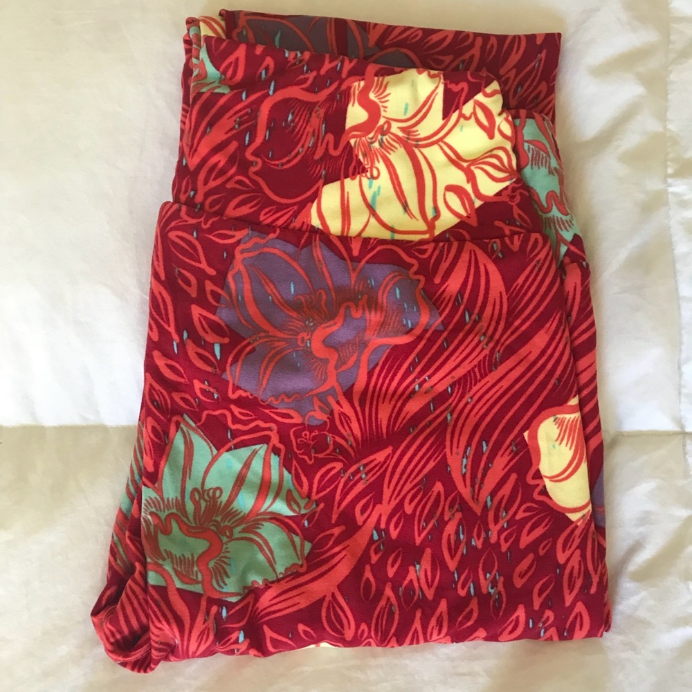 Lularoe One size leggings. Brand new.